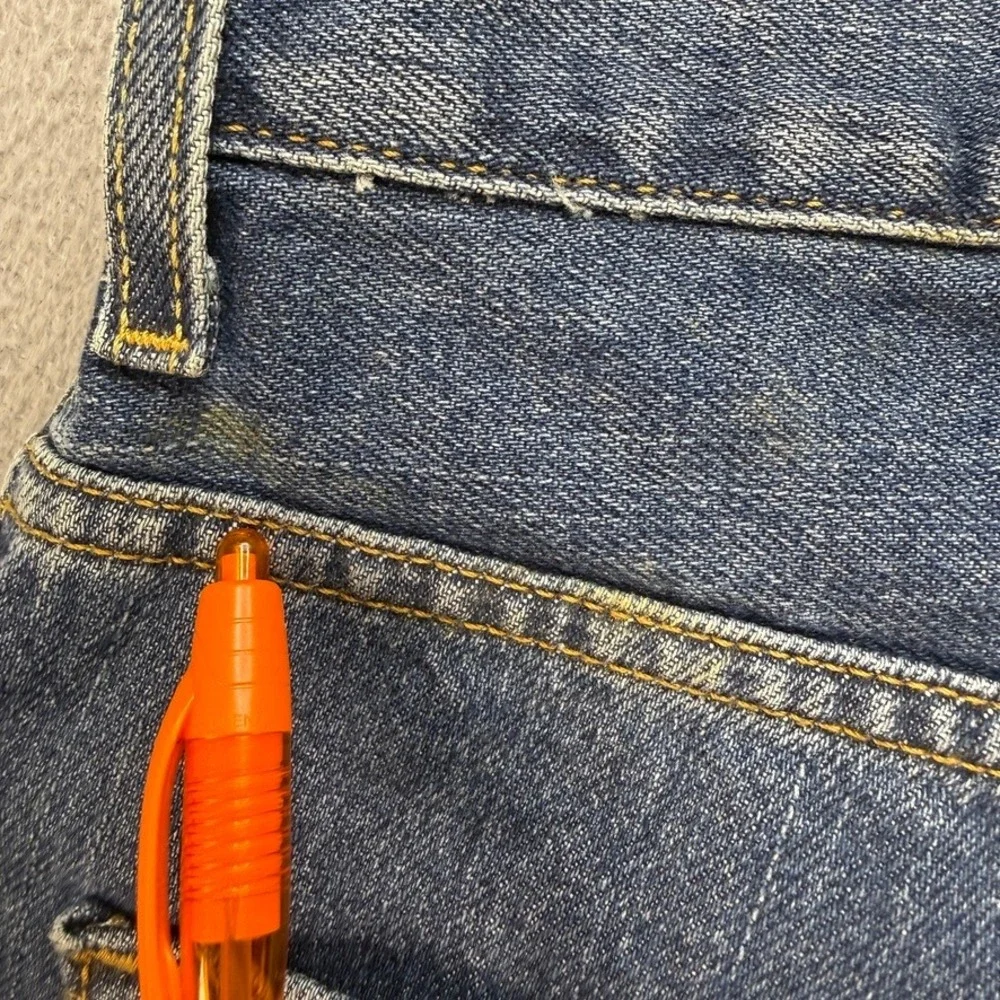 Vintage Levis 550 Jeans Relaxed Fit 38x29 (FIT 37x29) Blue Denim Tapered Leg